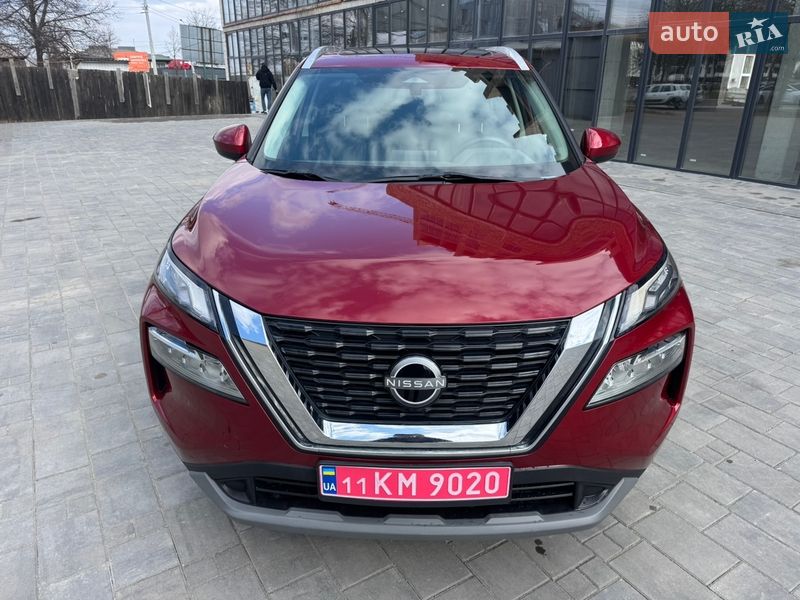 Внедорожник / Кроссовер Nissan Rogue 2023 в Ровно