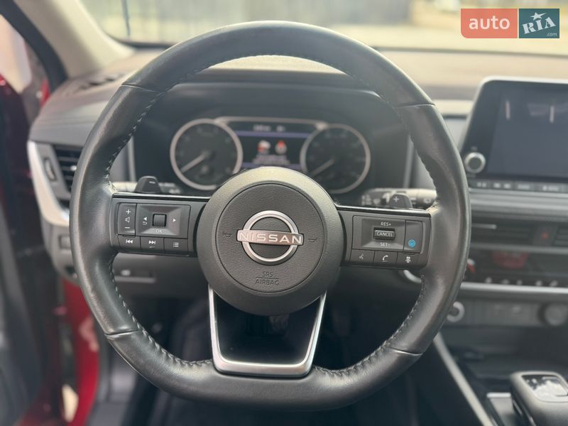 Внедорожник / Кроссовер Nissan Rogue 2023 в Ровно