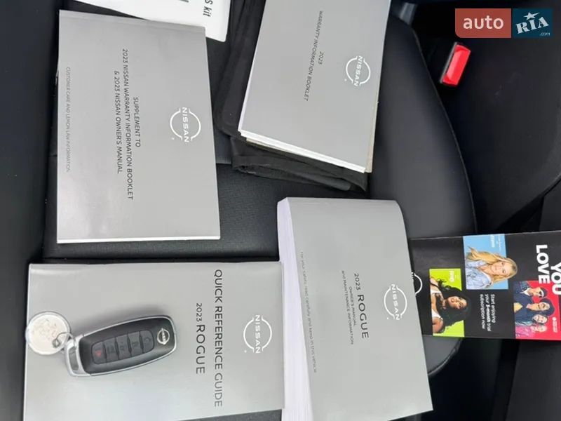 Внедорожник / Кроссовер Nissan Rogue 2023 в Ровно документ