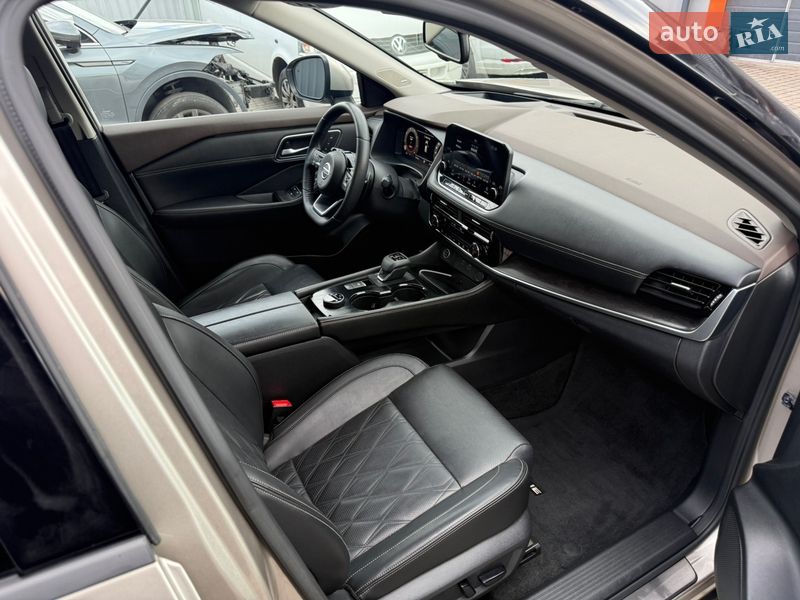 Внедорожник / Кроссовер Nissan Rogue 2021 в Киеве