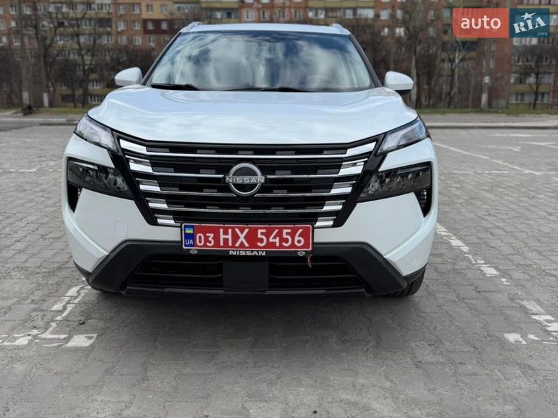 Внедорожник / Кроссовер Nissan Rogue 2024 в Кривом Роге