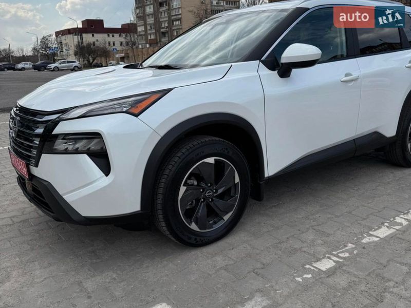 Внедорожник / Кроссовер Nissan Rogue 2024 в Кривом Роге