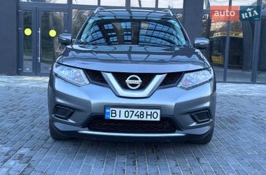 Внедорожник / Кроссовер Nissan Rogue 2015 в Полтаве