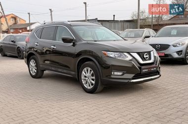 Внедорожник / Кроссовер Nissan Rogue 2017 в Виннице