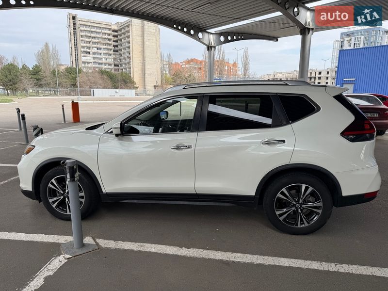 Внедорожник / Кроссовер Nissan Rogue 2018 в Николаеве