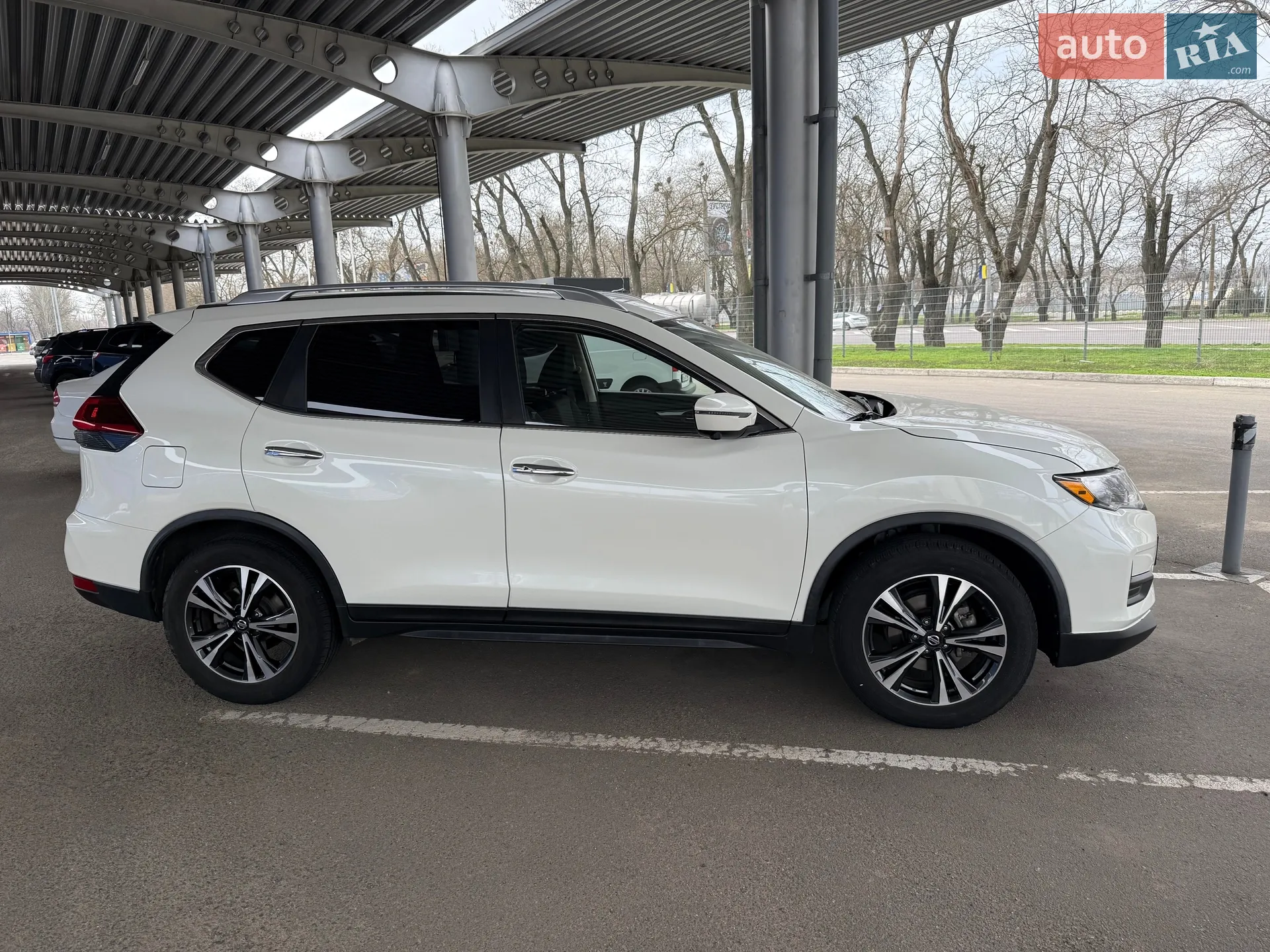 2018 Nissan Rogue - мініатюра 4