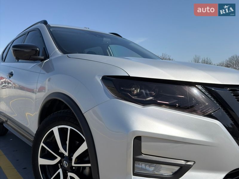 Позашляховик / Кросовер Nissan Rogue 2018 в Тернополі