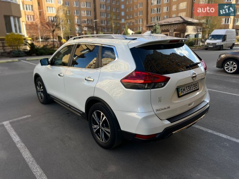 Позашляховик / Кросовер Nissan Rogue 2017 в Києві