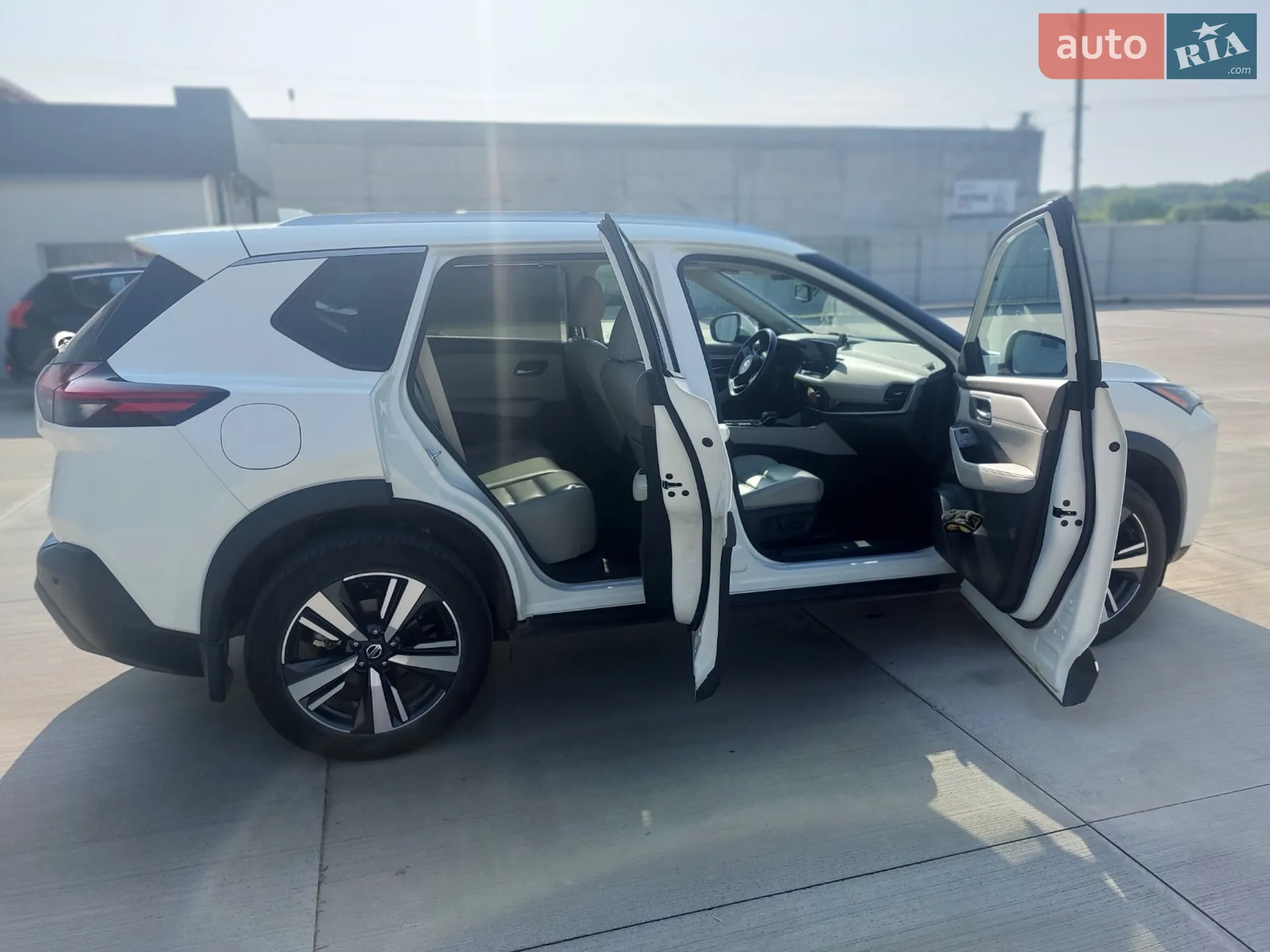 2021 Nissan Rogue - мініатюра 21