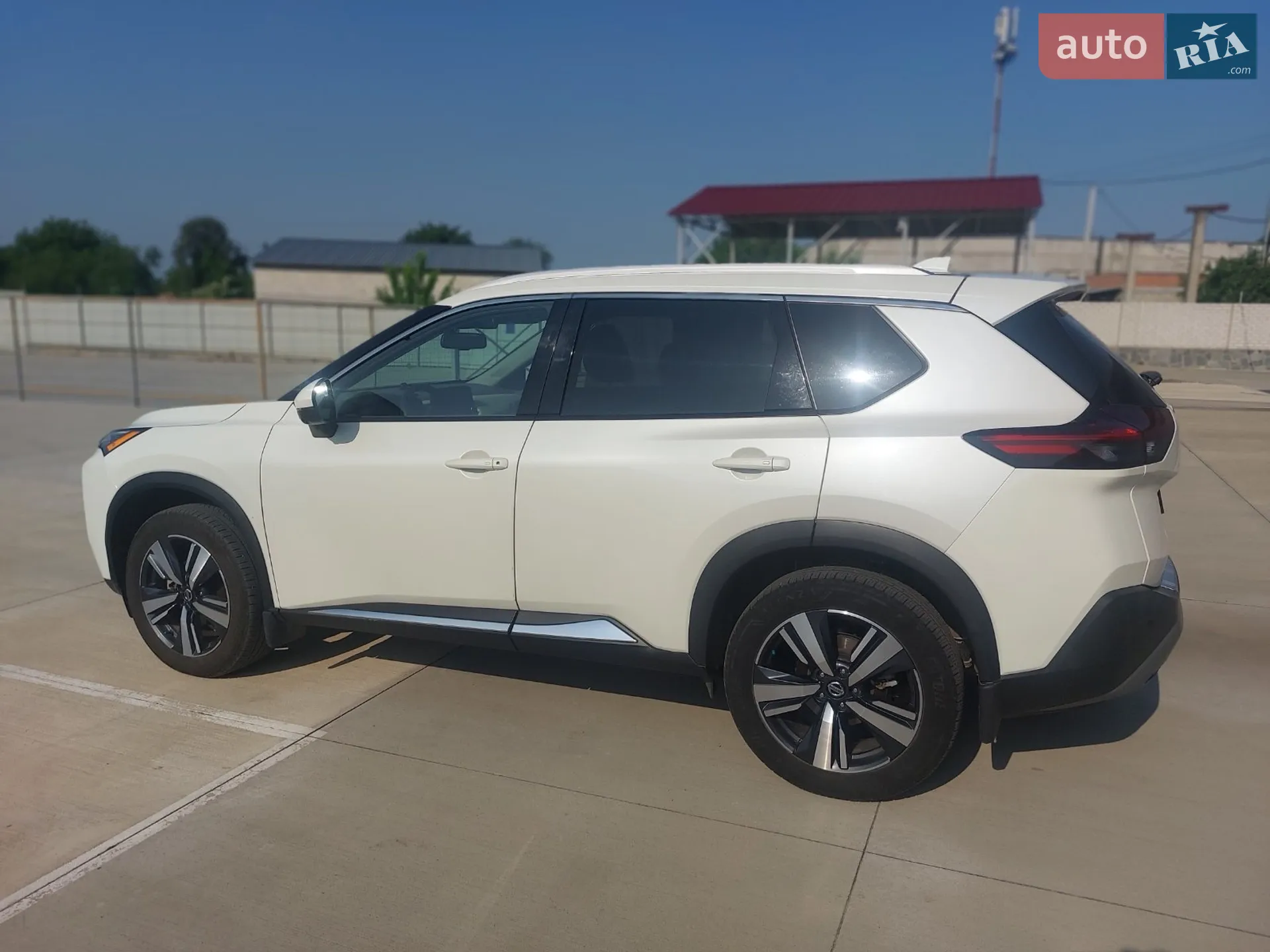 2021 Nissan Rogue - мініатюра 8