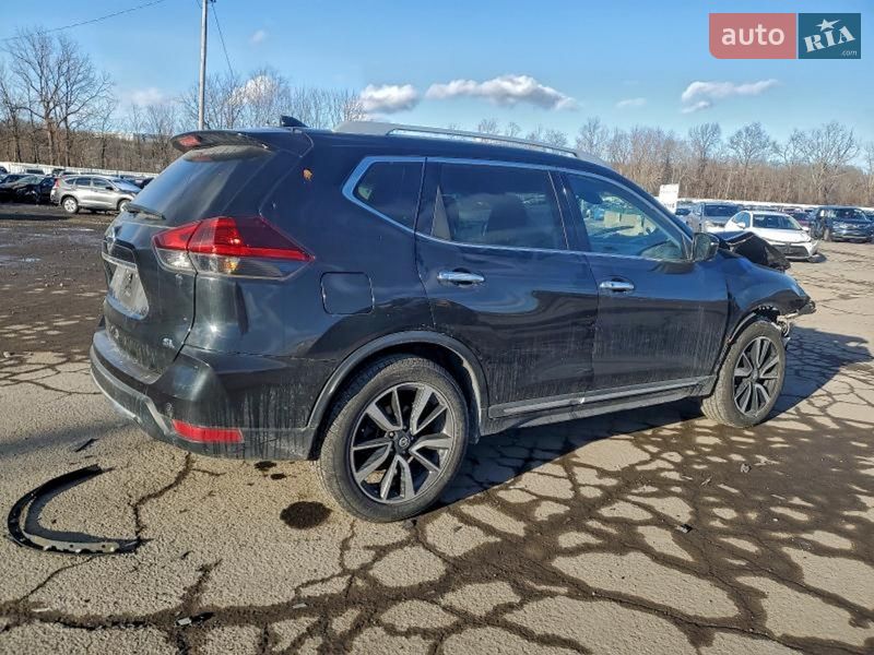Внедорожник / Кроссовер Nissan Rogue 2019 в Львове