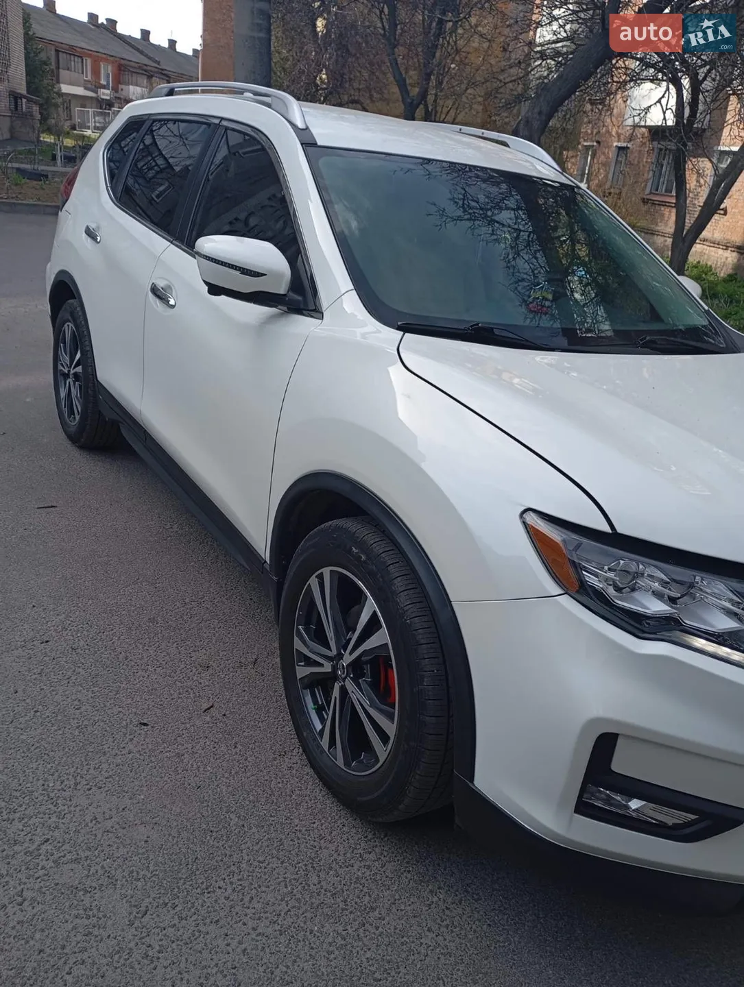 2019 Nissan Rogue - мініатюра 2