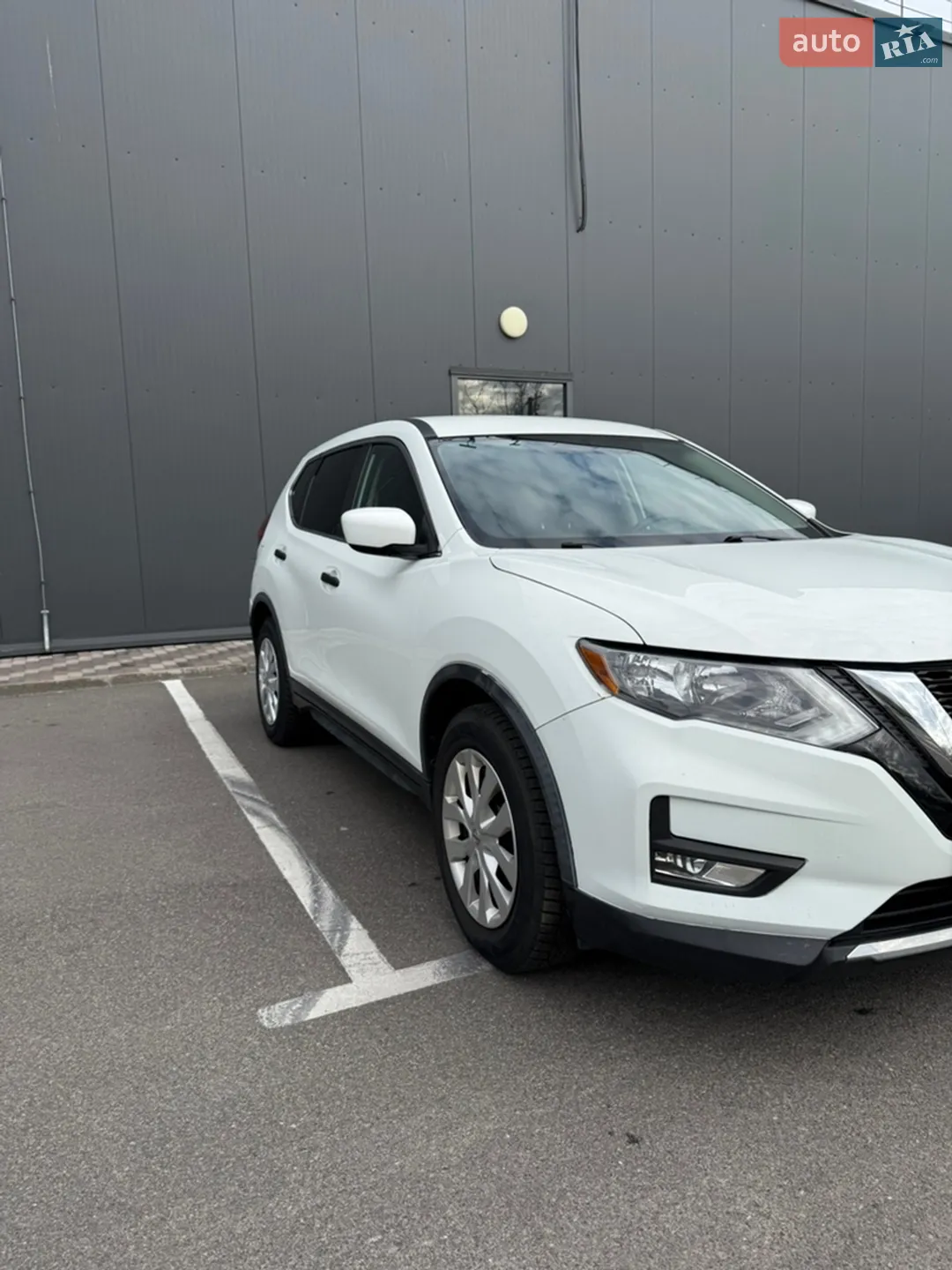 2017 Nissan Rogue - мініатюра 3