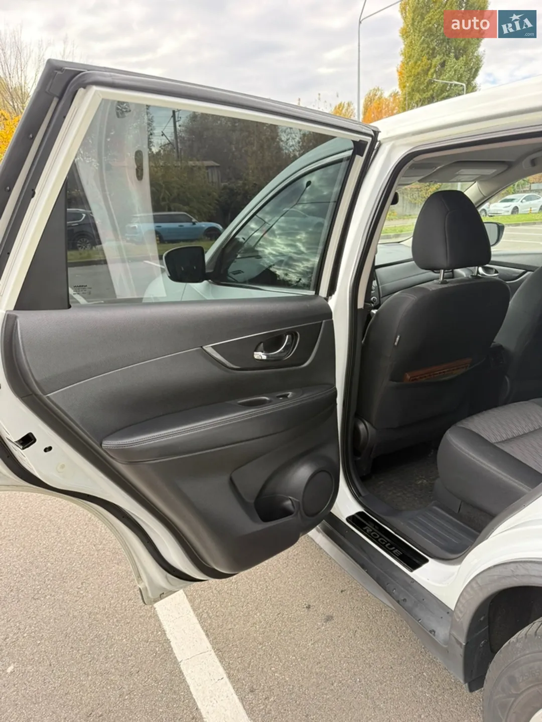 2017 Nissan Rogue - мініатюра 7