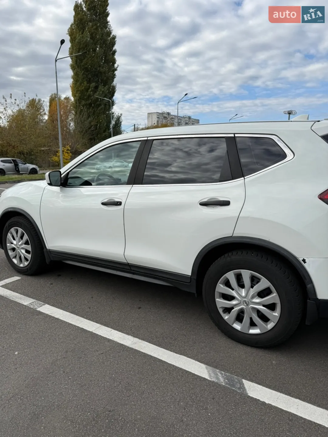 2017 Nissan Rogue - мініатюра 9