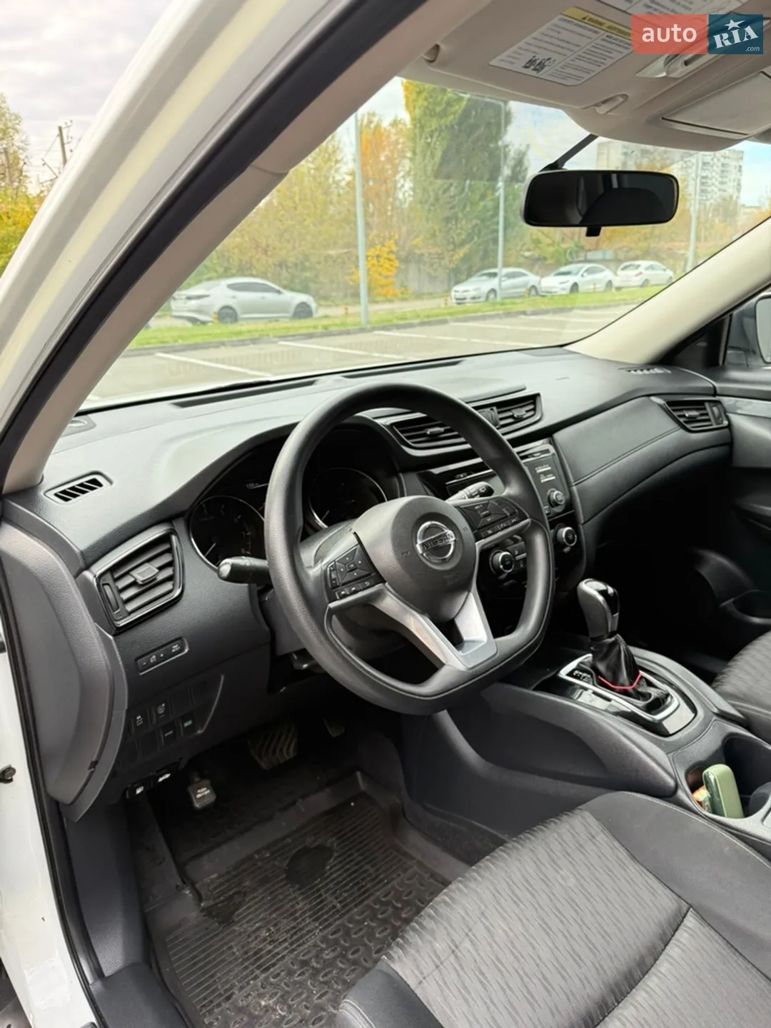 2017 Nissan Rogue - мініатюра 11
