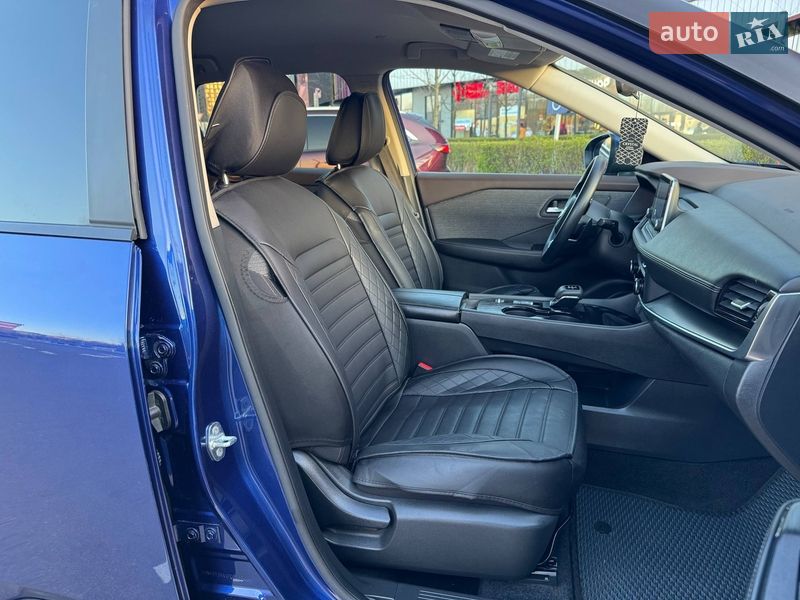 Внедорожник / Кроссовер Nissan Rogue 2023 в Киеве