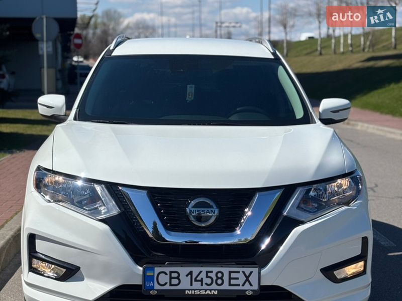 Позашляховик / Кросовер Nissan Rogue 2018 в Києві