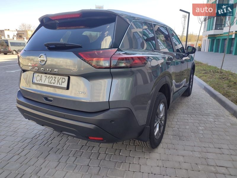 Внедорожник / Кроссовер Nissan Rogue 2021 в Черкассах
