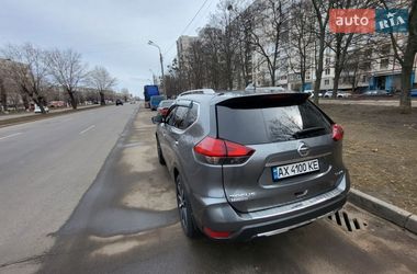 Внедорожник / Кроссовер Nissan Rogue 2016 в Харькове