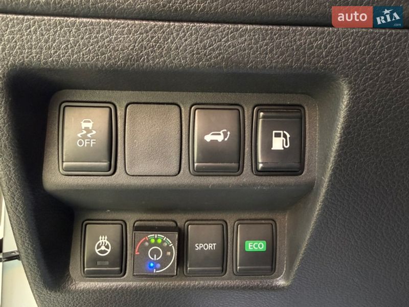 Внедорожник / Кроссовер Nissan Rogue 2018 в Белой Церкви