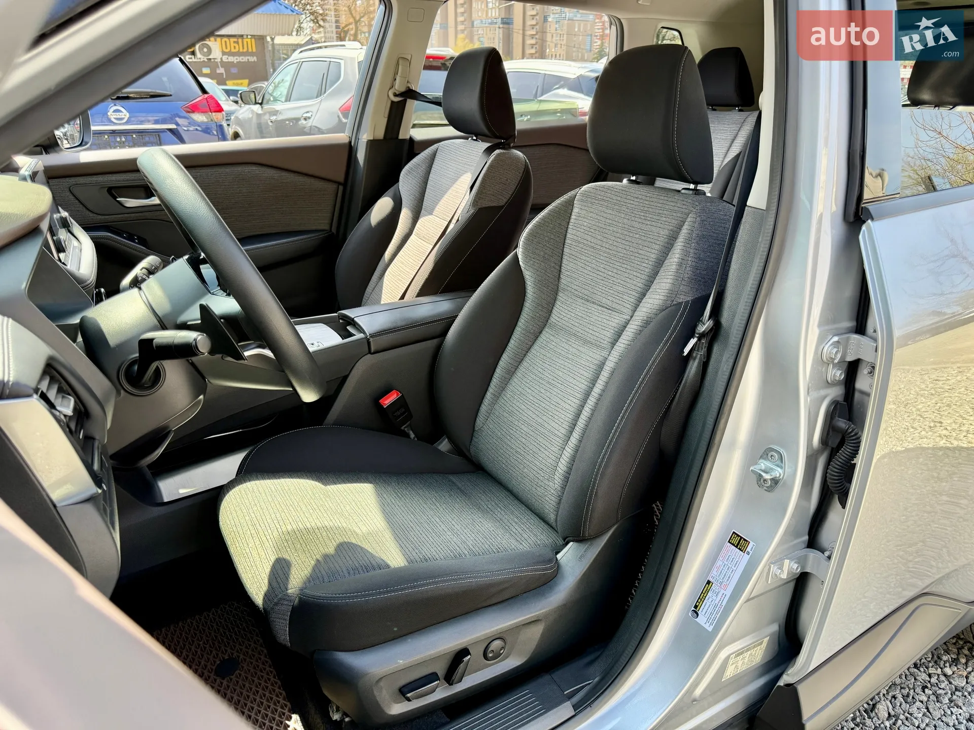 2021 Nissan Rogue - мініатюра 11