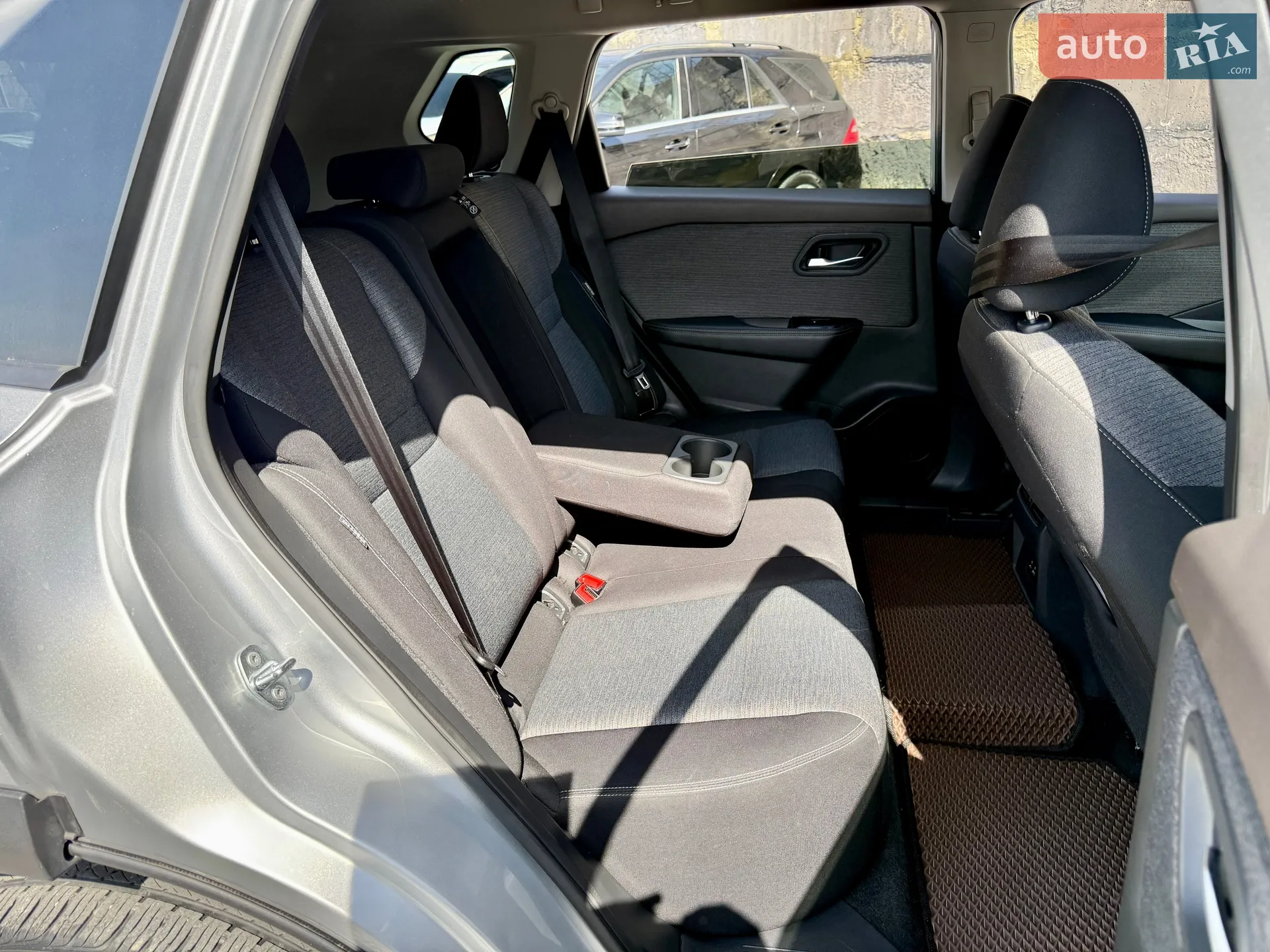 2021 Nissan Rogue - мініатюра 13
