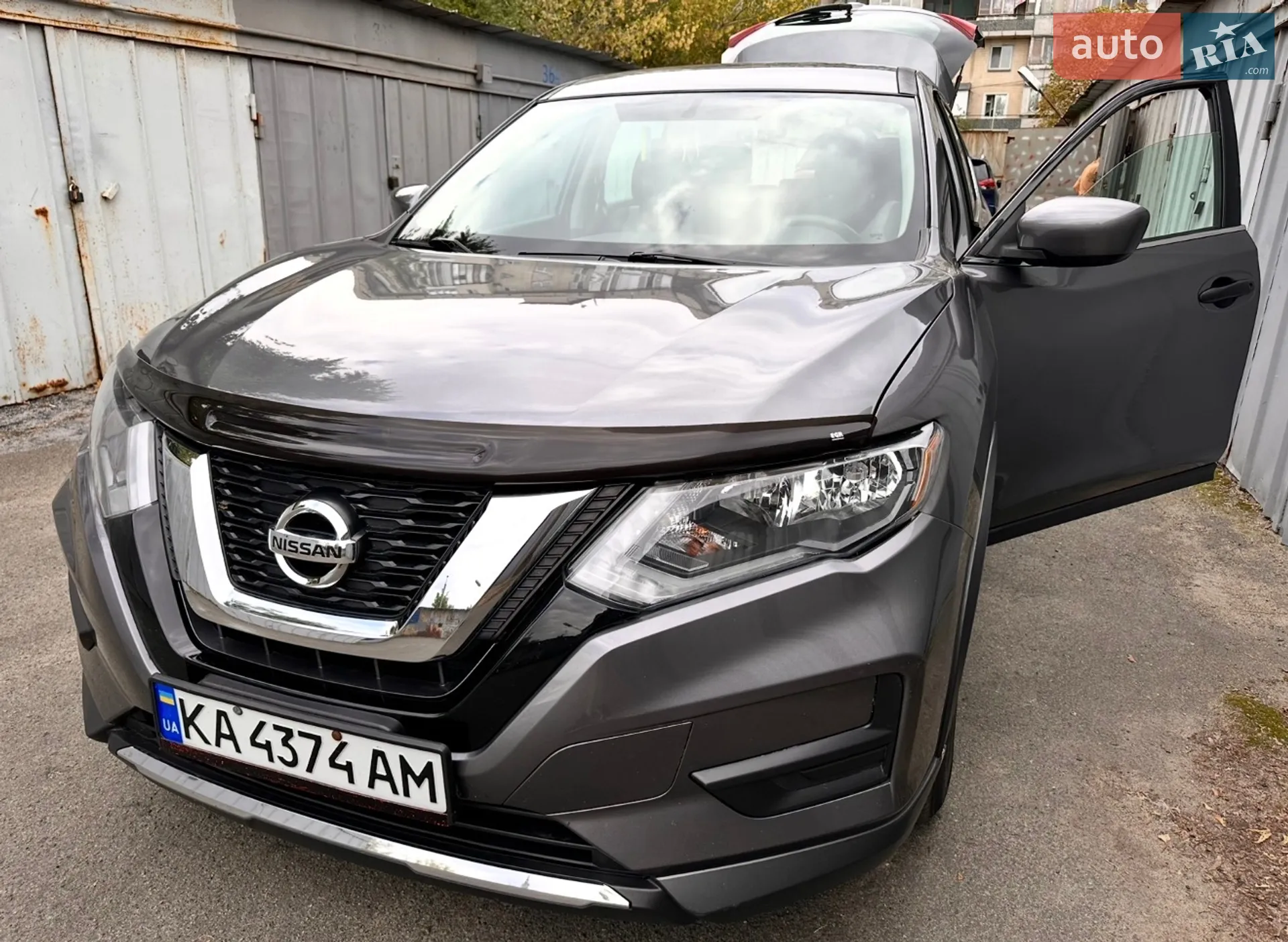 2017 Nissan Rogue - фото 1