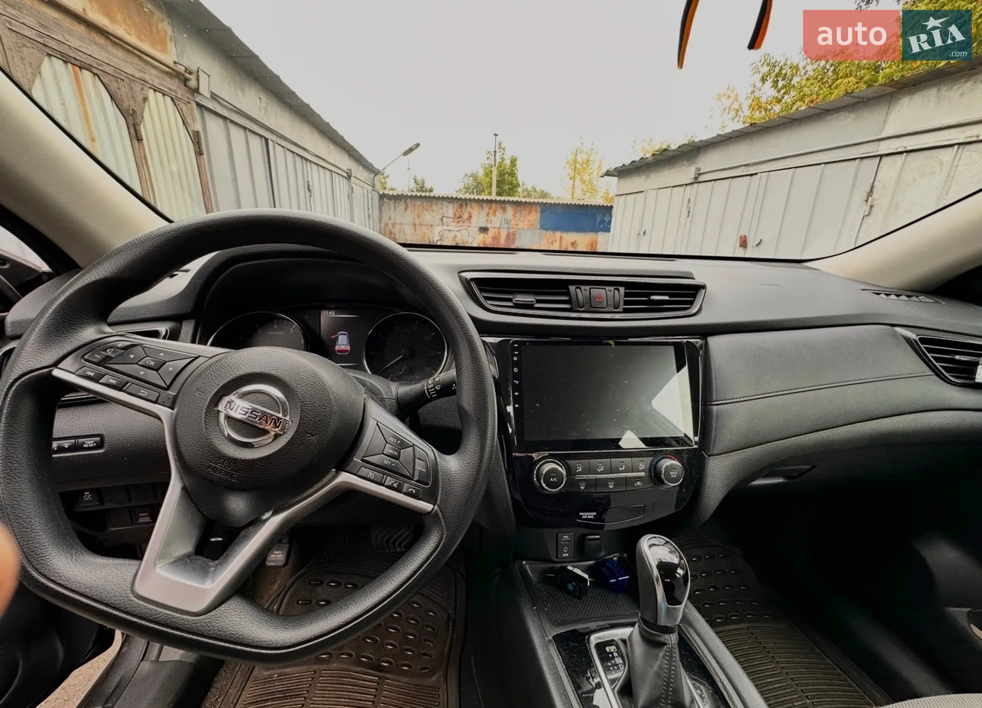2017 Nissan Rogue - мініатюра 3