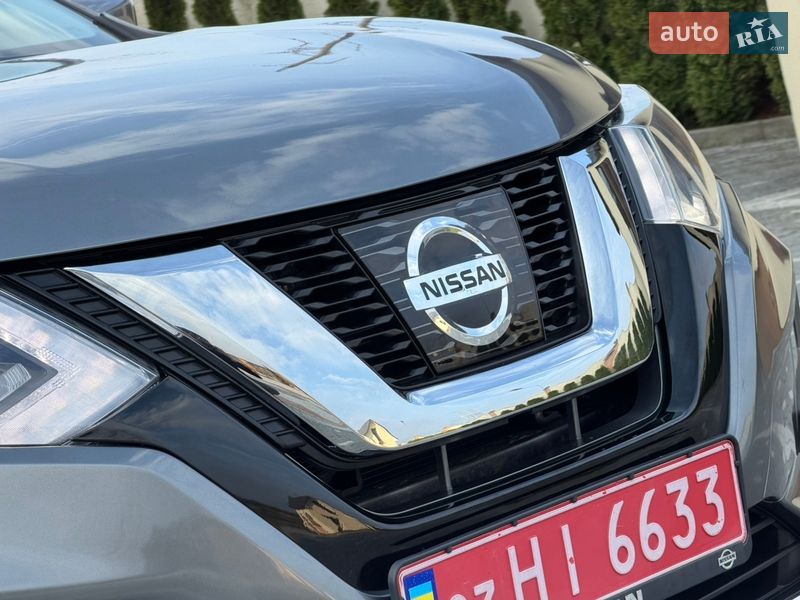 Внедорожник / Кроссовер Nissan Rogue 2017 в Дрогобыче