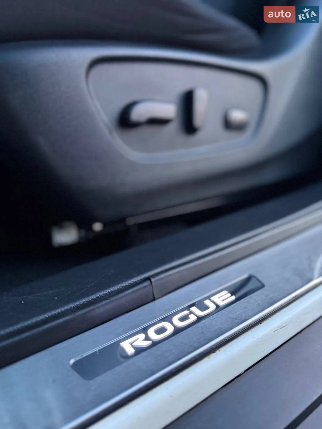 2017 Nissan Rogue - мініатюра 15