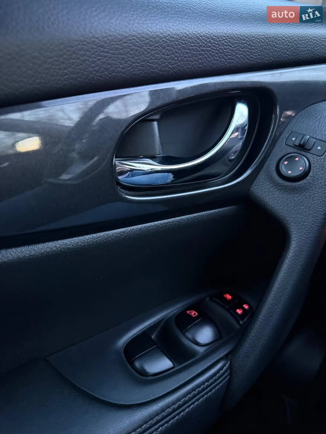 2017 Nissan Rogue - мініатюра 26