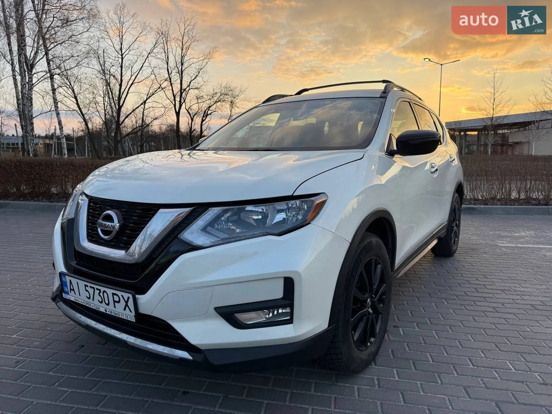 2017 Nissan Rogue - фото 1