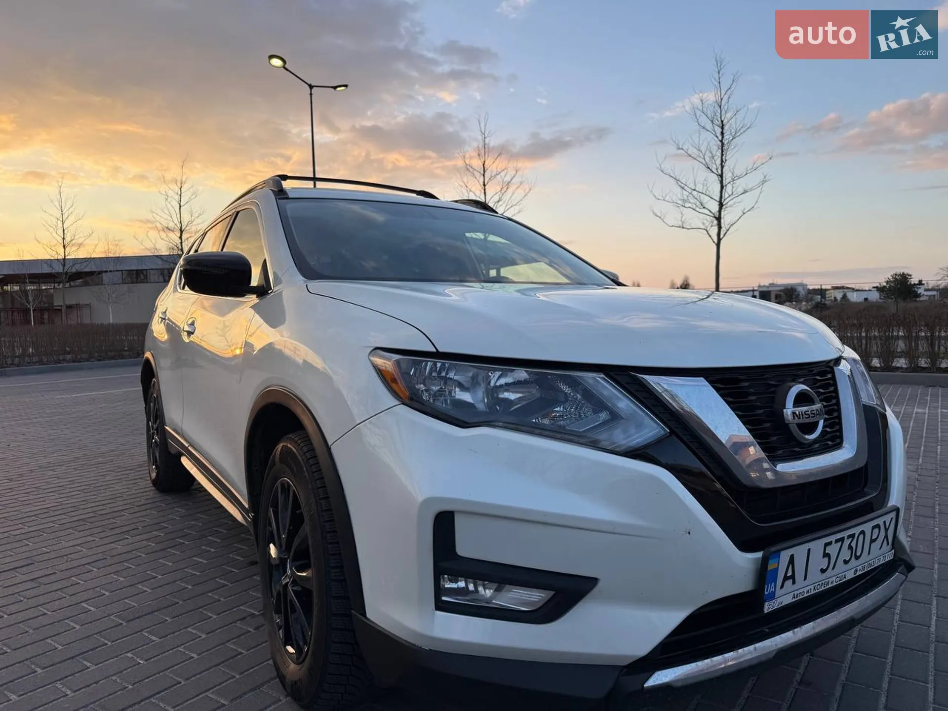 2017 Nissan Rogue - мініатюра 2
