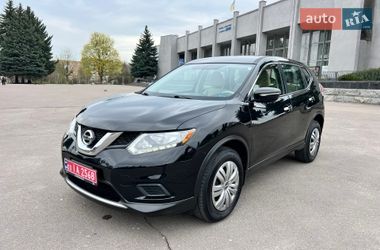 Внедорожник / Кроссовер Nissan Rogue 2015 в Ровно