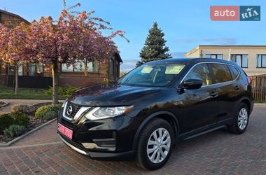 Внедорожник / Кроссовер Nissan Rogue 2017 в Павлограде