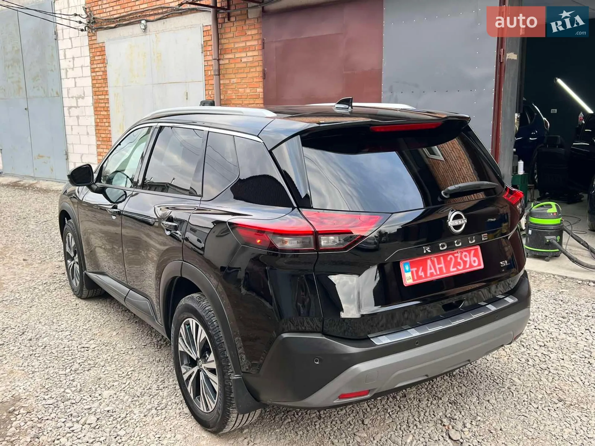 2021 Nissan Rogue - мініатюра 14