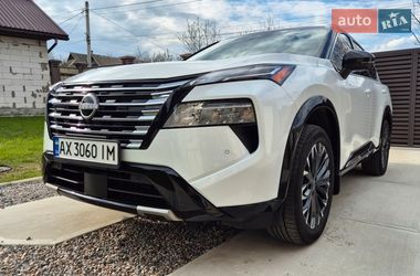 Позашляховик / Кросовер Nissan Rogue 2024 в Харкові