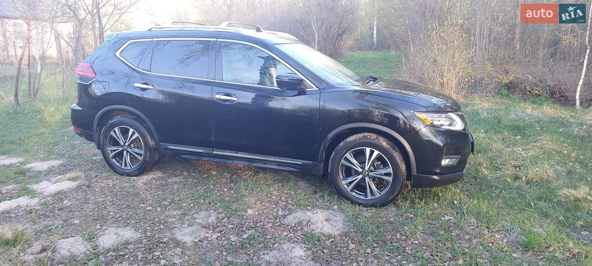 2017 Nissan Rogue - мініатюра 2