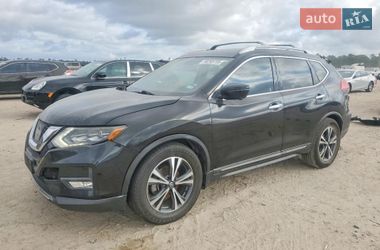 Позашляховик / Кросовер Nissan Rogue 2016 в Львові