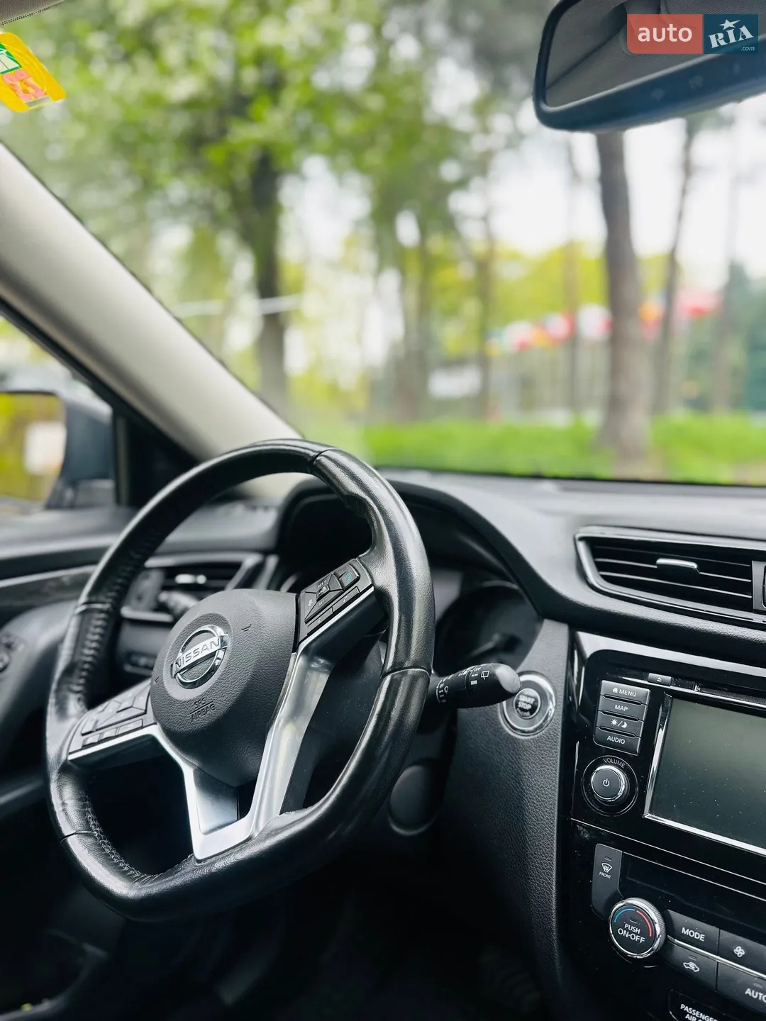 2018 Nissan Rogue - мініатюра 11