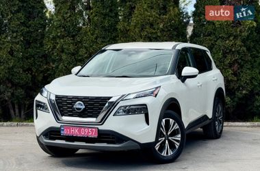 Внедорожник / Кроссовер Nissan Rogue 2023 в Тернополе