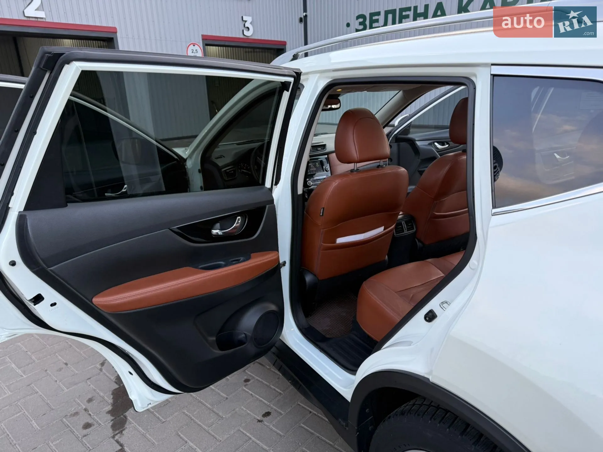 2019 Nissan Rogue - мініатюра 21