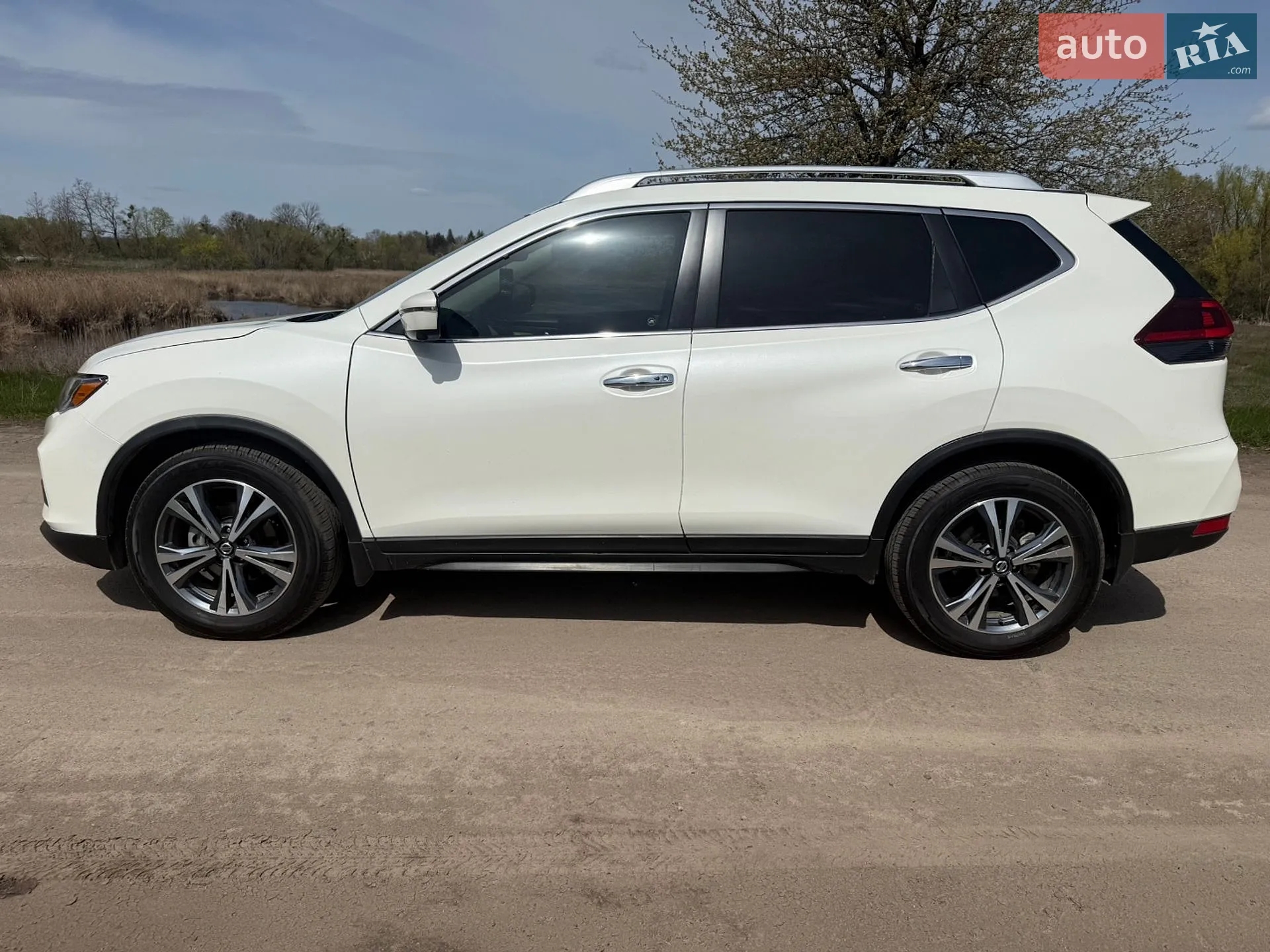 2019 Nissan Rogue - мініатюра 4