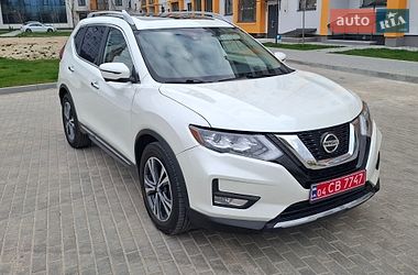 Внедорожник / Кроссовер Nissan Rogue 2018 в Виннице