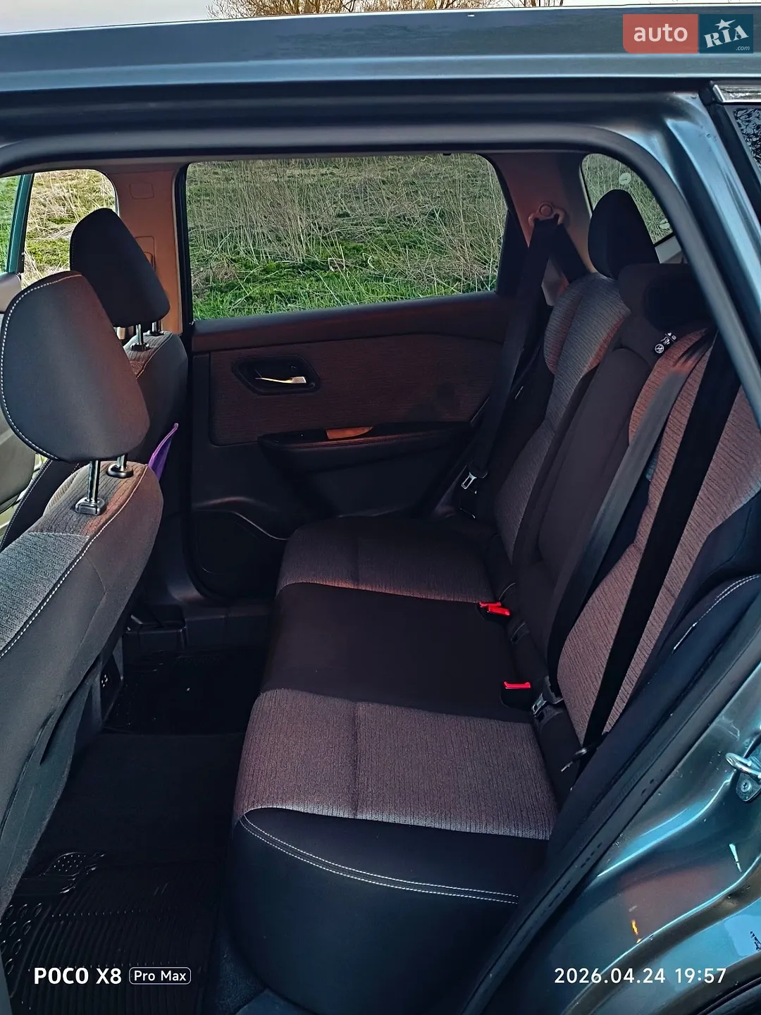 2021 Nissan Rogue - мініатюра 16