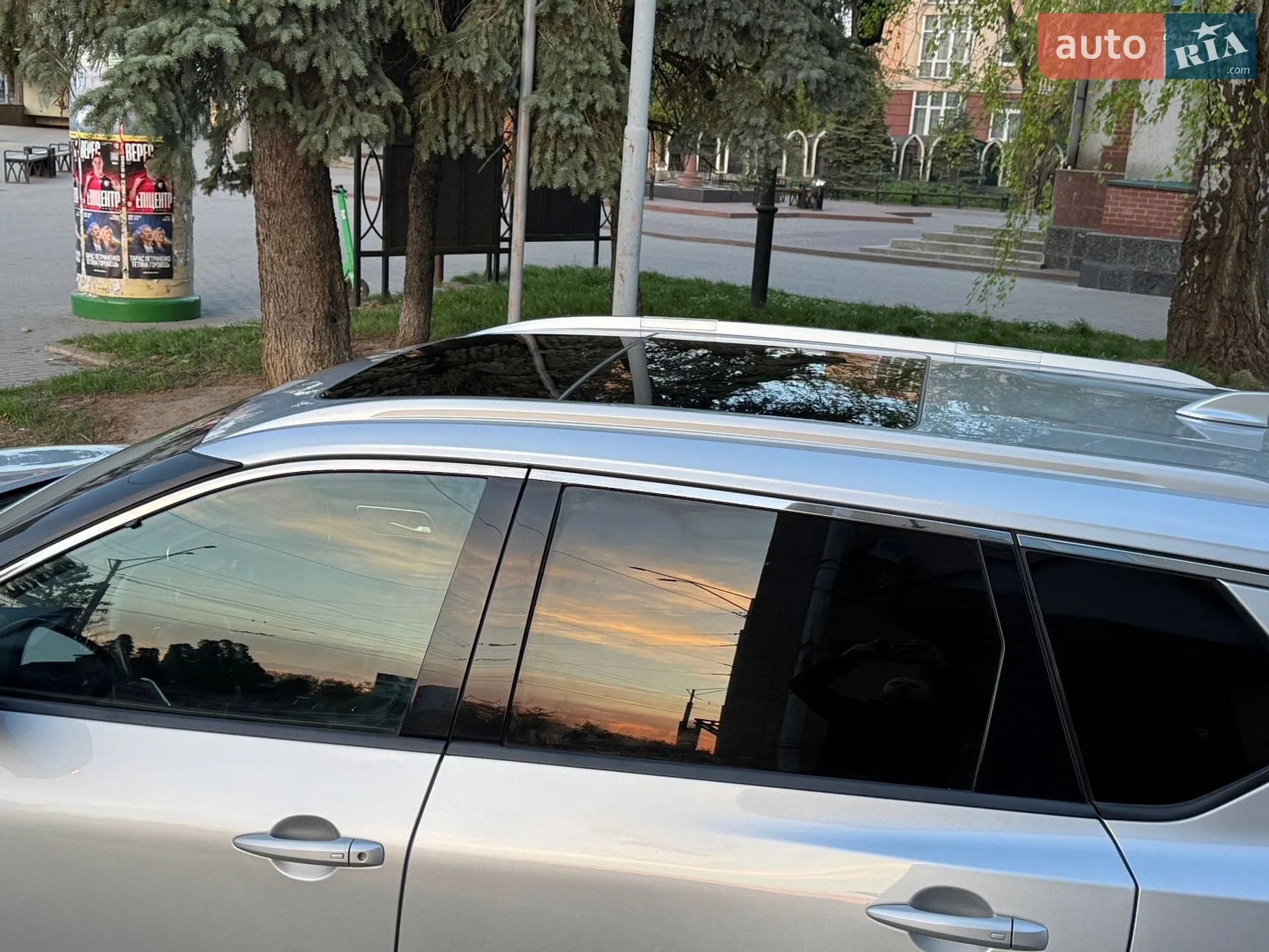 2021 Nissan Rogue - мініатюра 10