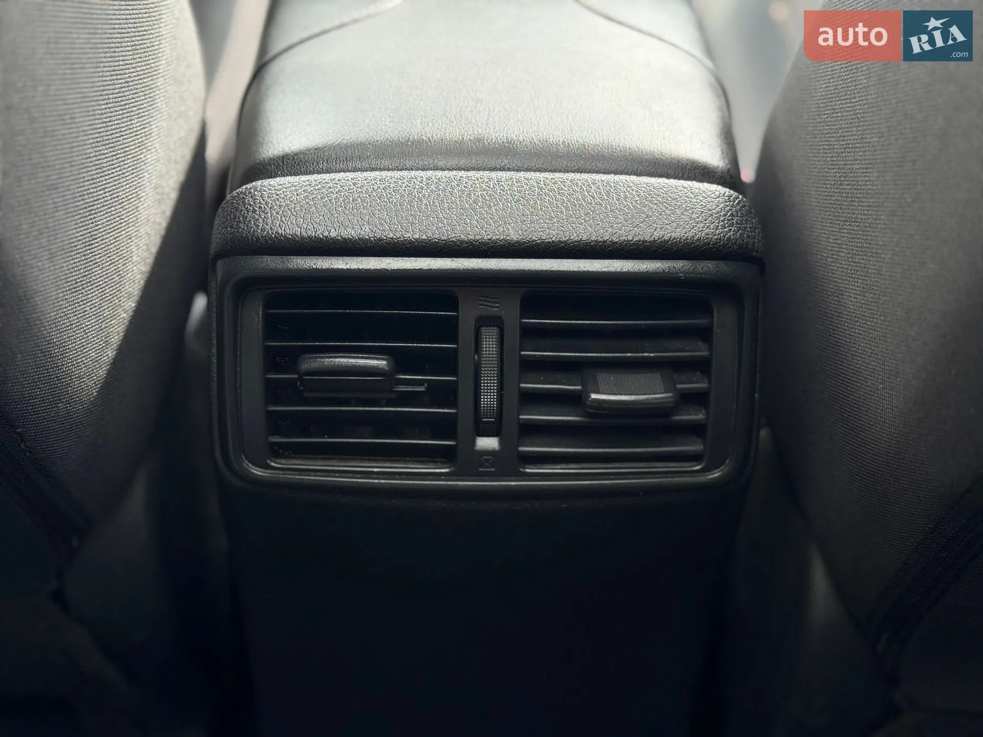 2018 Nissan Rogue - мініатюра 23