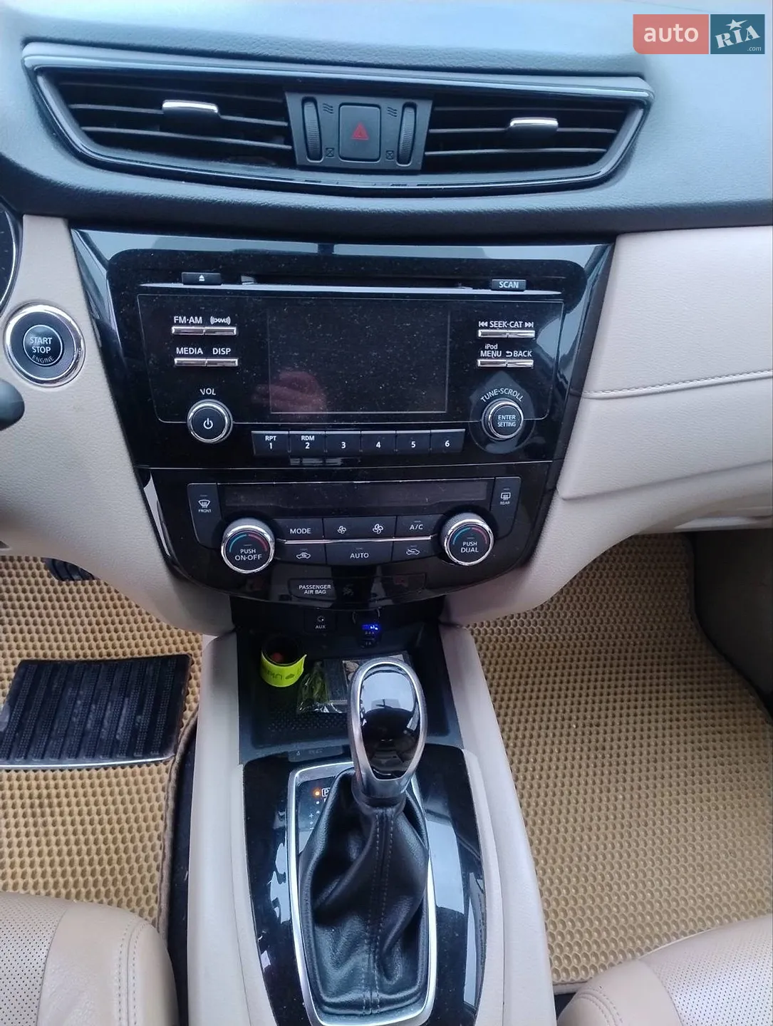 2016 Nissan Rogue - мініатюра 19