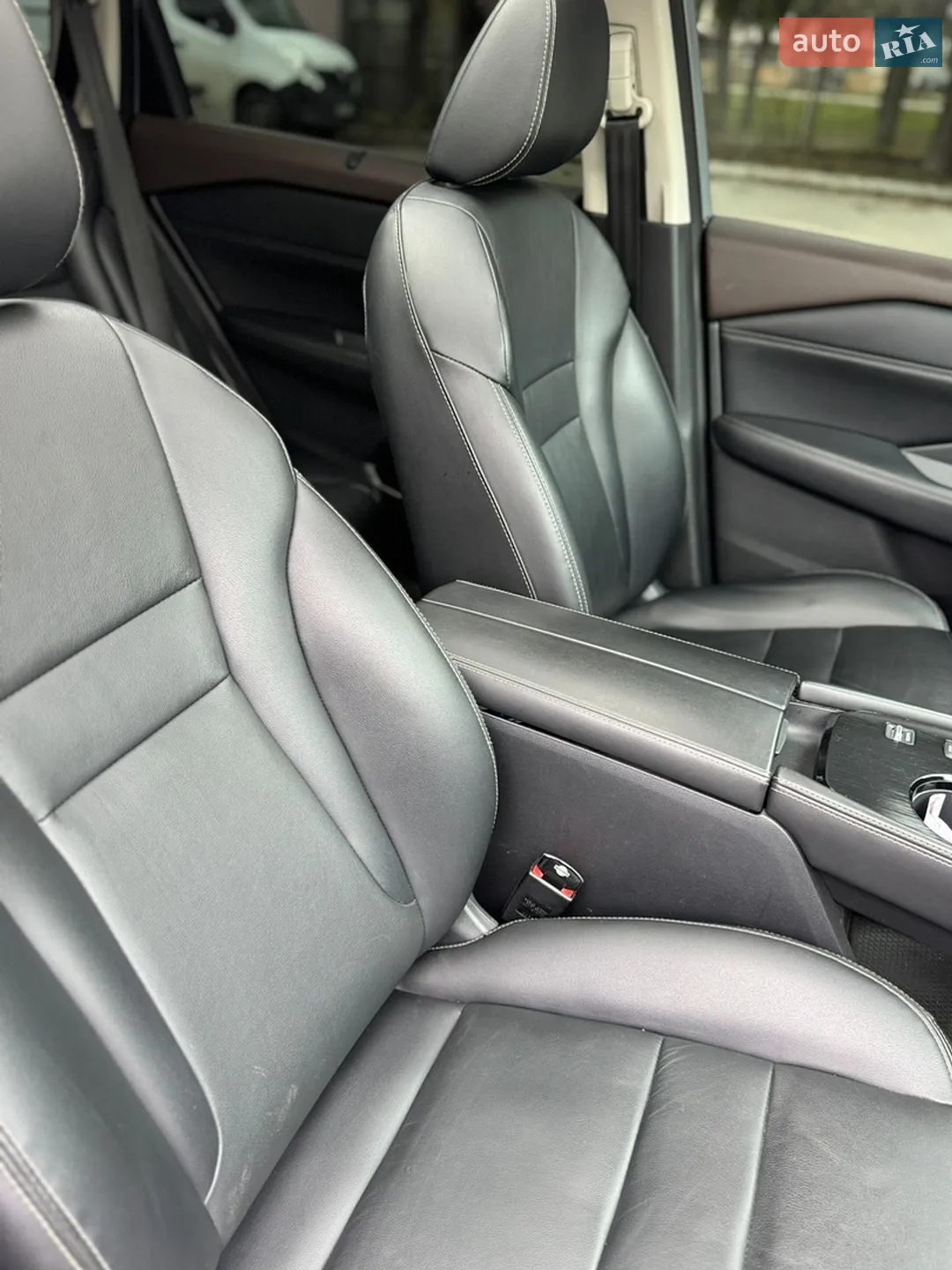 2021 Nissan Rogue - мініатюра 17